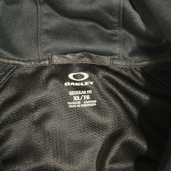 Oakley jacket - Picture 3 of 5